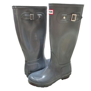 Gently Worn gray Hunter (Original) Gloss Tall rain boots size 7